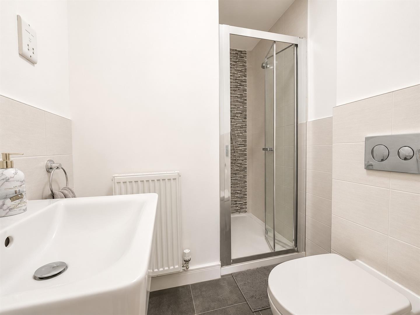 Hazelwick Drive, Great Denham, Bedford